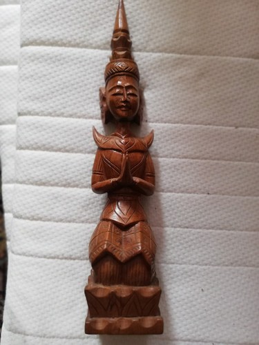 Geschnitzte holzfigur aus - holzfigur,