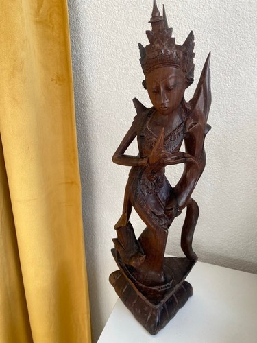 Wunderschöne holz skulptur - holz,