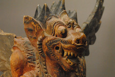 alte Garuda Holzfigur