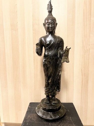 Wunderschöner thai buddha - wunderschöner,