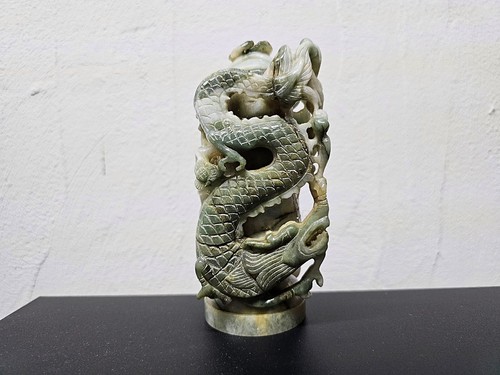 Drache aus jade jadeit - jadeit, ca